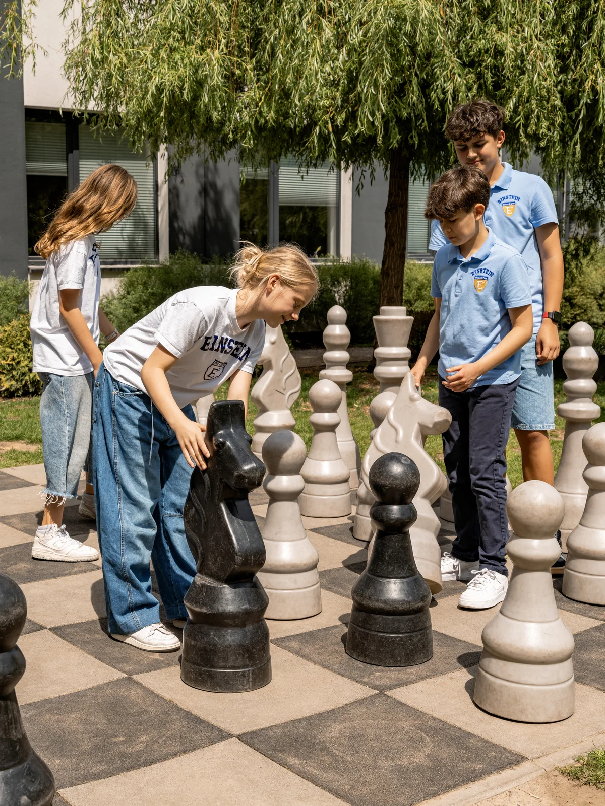 Kluby, sport i dodatkowe możliwości