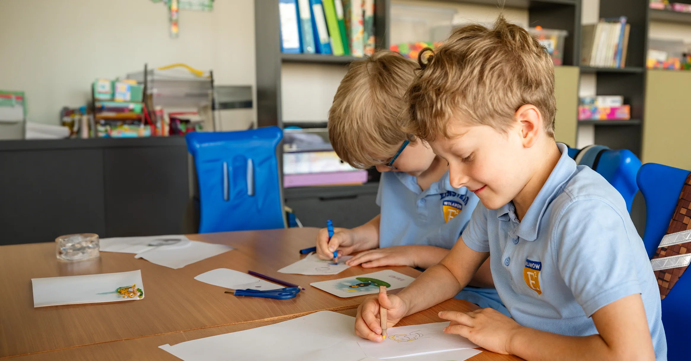 Skontaktuj się z nami