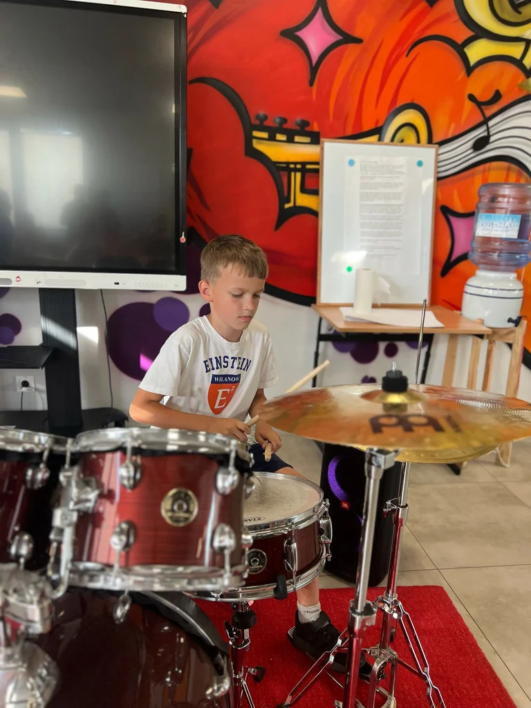 Możliwość regularnych występów