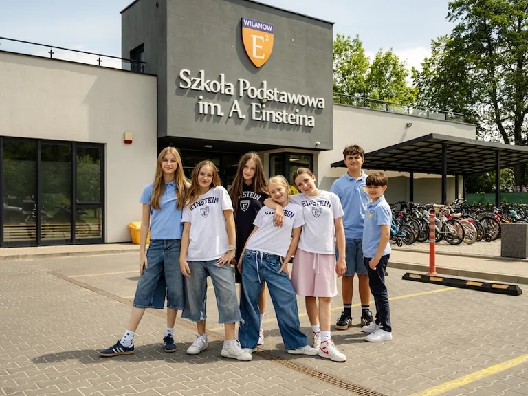 SZKOŁA EINSTEINA STAJE SIĘ DWUJĘZYCZNĄ SZKOŁĄ PODSTAWOWĄ!